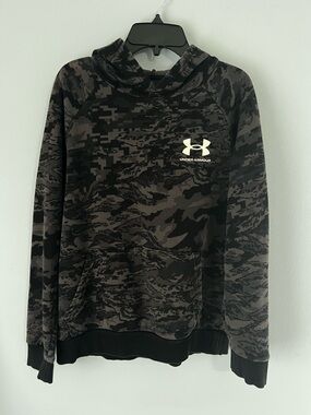 Under Armour Youth Black and Dark Gray Camo Hoodie, Youth Large